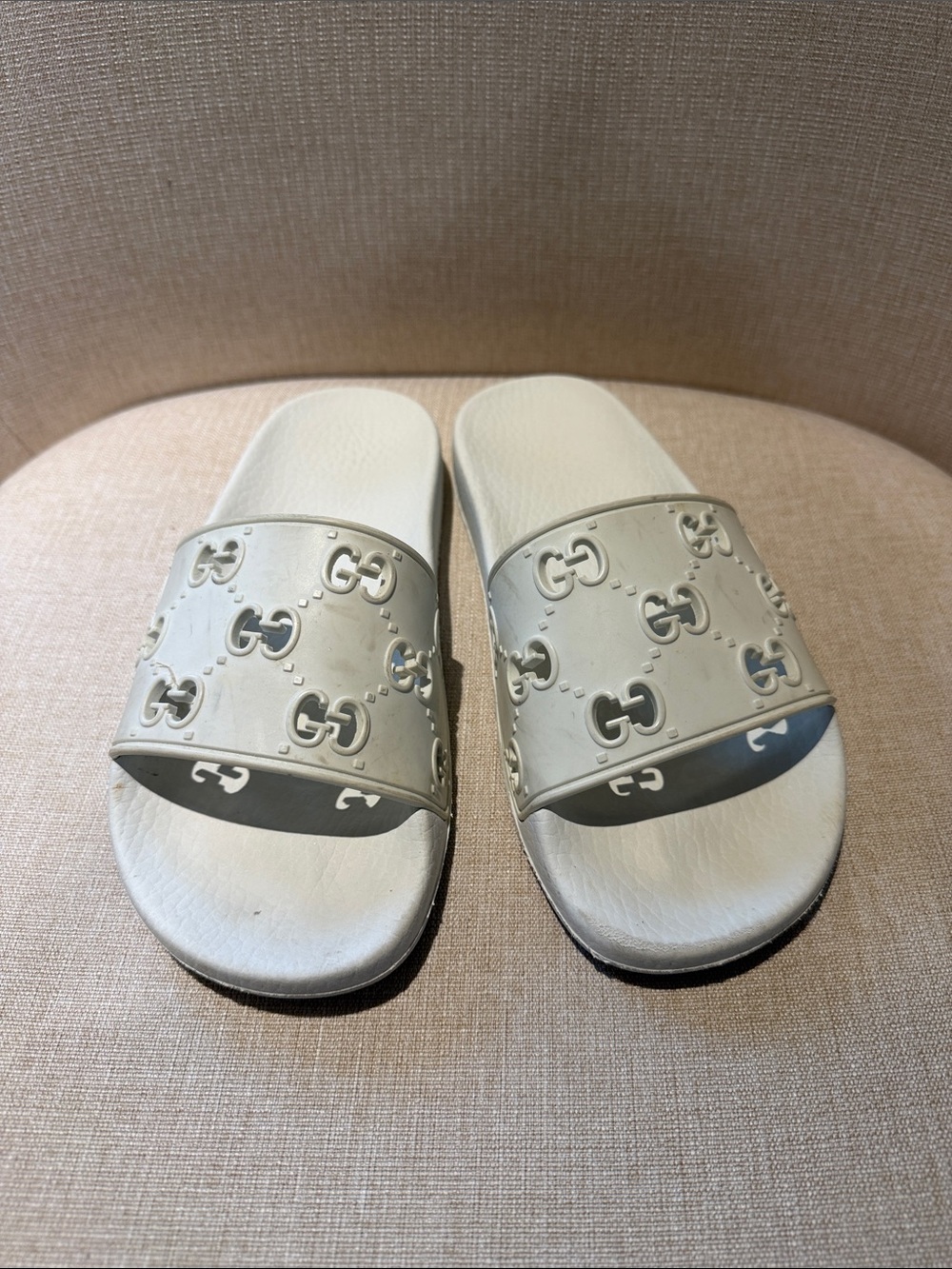 Gucci Cream Logo Slide Sandals